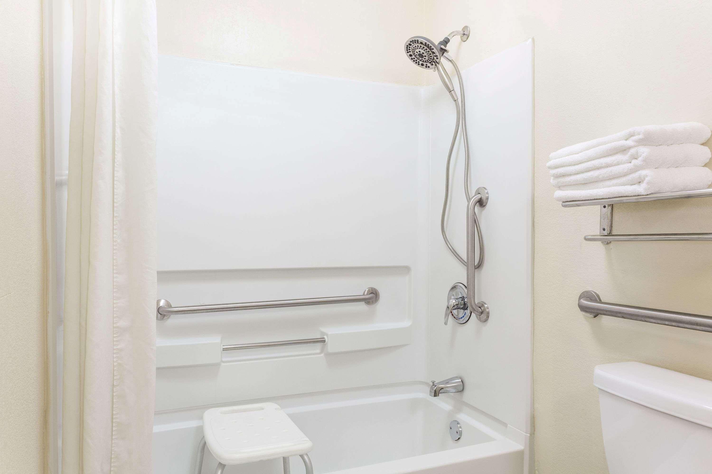 Hotel 6 Forsyth, Ga Tift College 2*